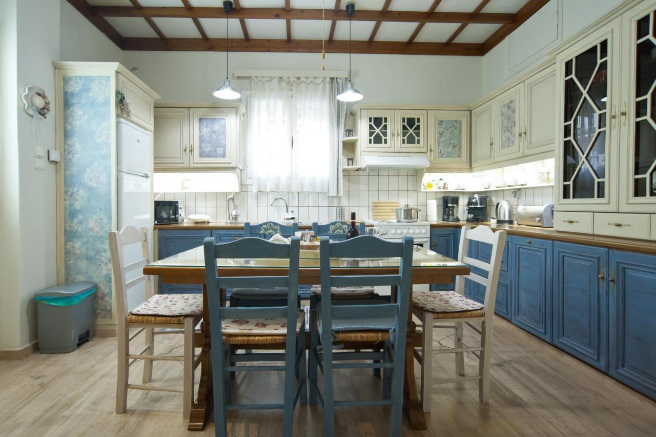 Апартаменты Luxury Seafront House Nearby Delphi Kirra Экстерьер фото